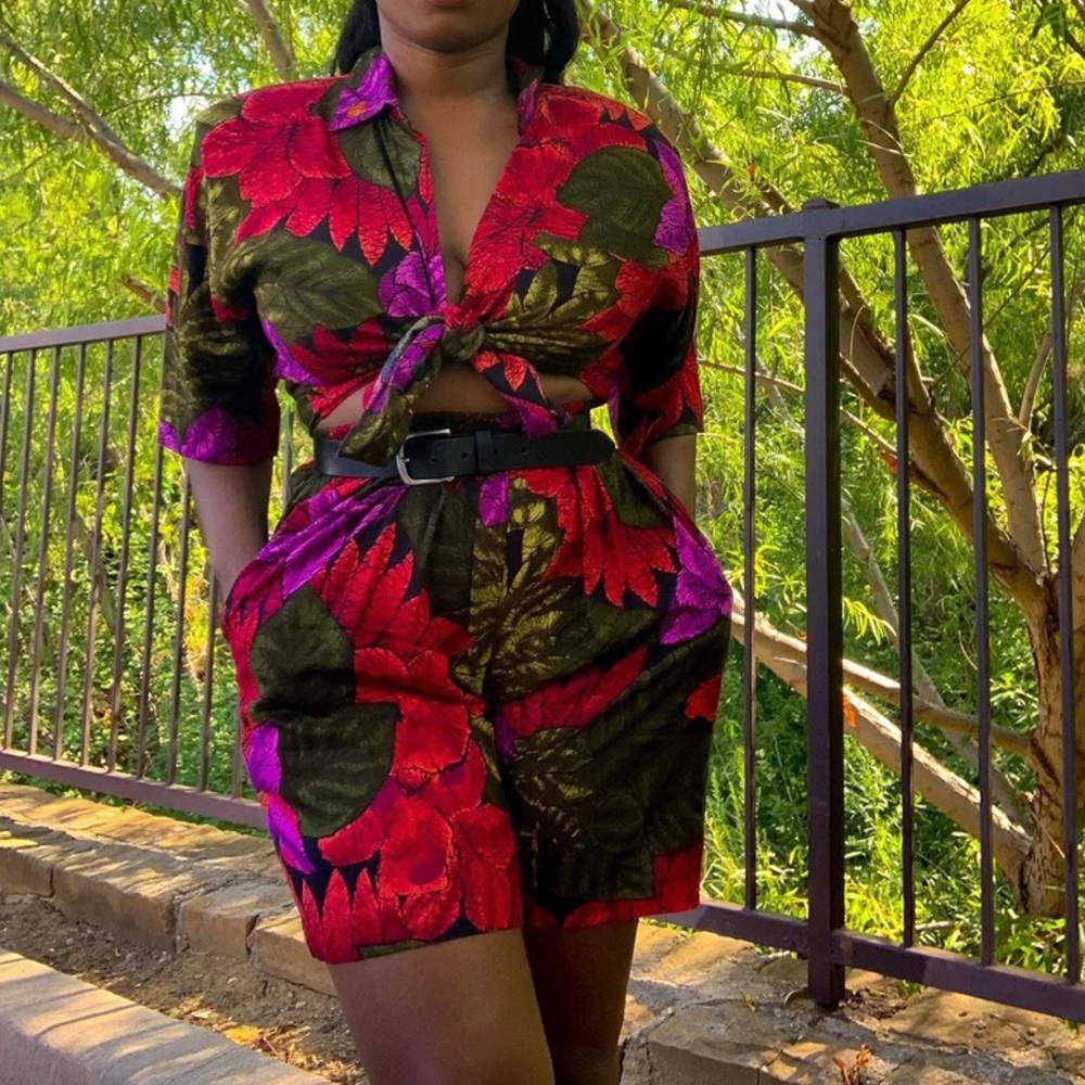 Vintage 1980's/90's 2-Piece Short Set